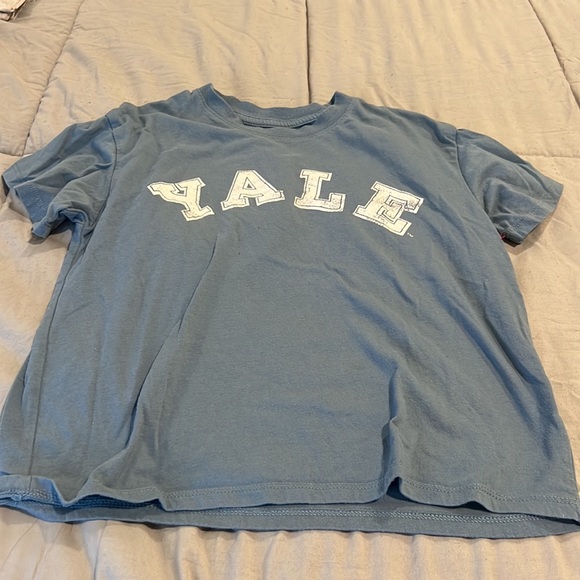 Yale girl’s cropped tee - Picture 3 of 3